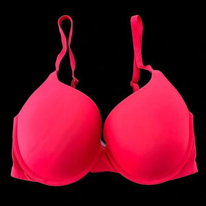 Victorias Secret 32 DD Red T Shirt Push Up Bra Full Coverage Underwire padded
